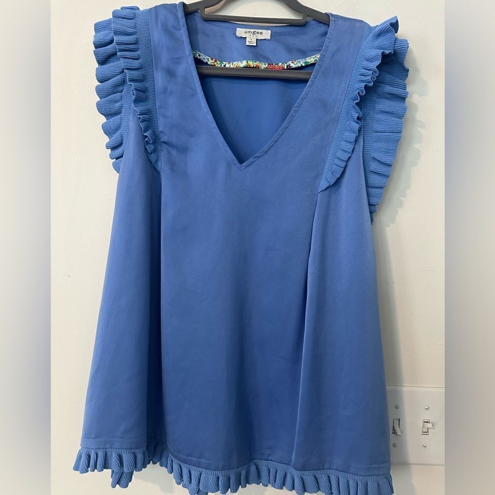 Umgee Blue Ruffled Sleeve V-neck Top L